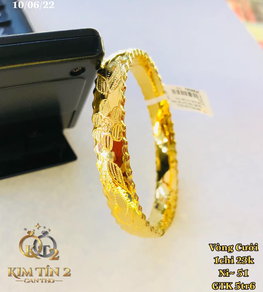Vòng Kiểu dành cho cô dâu cưới - 1 chỉ 23k - Ni 51 - 5 triệu 600