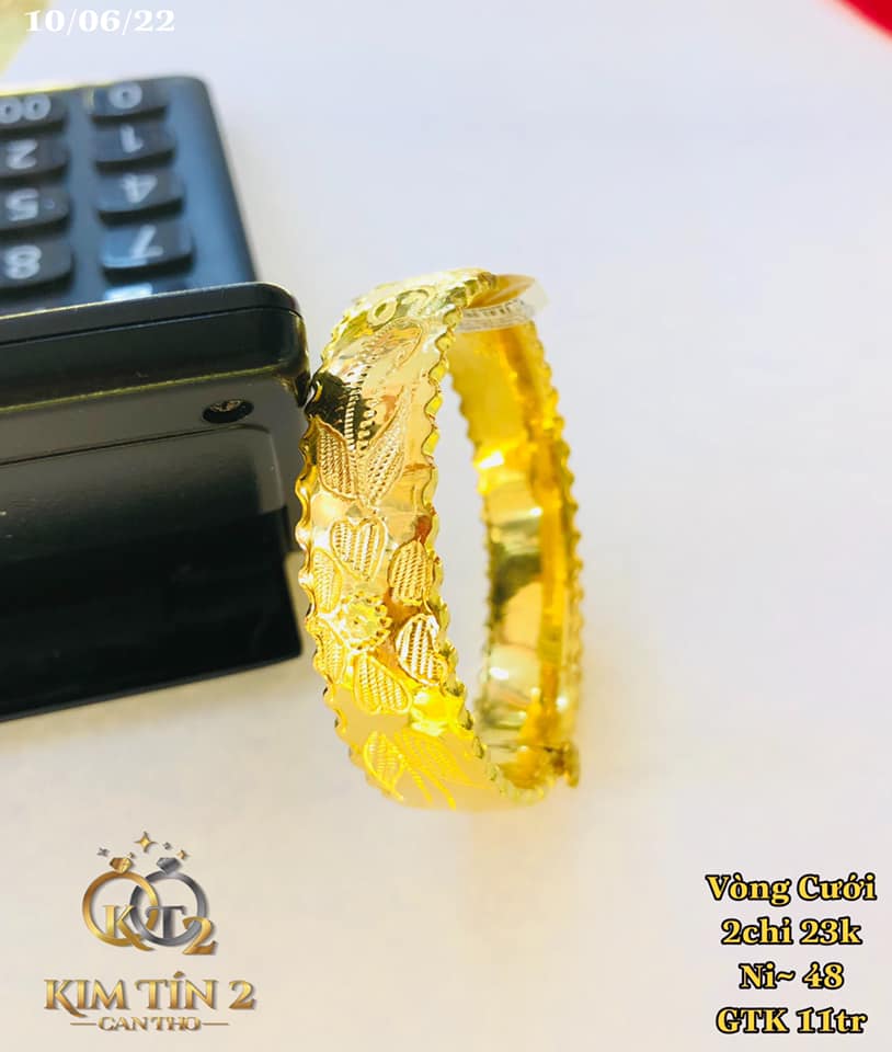 Vòng Kiểu dành cho cô dâu cưới - 2 chỉ- Ni 48 - 11 triệu