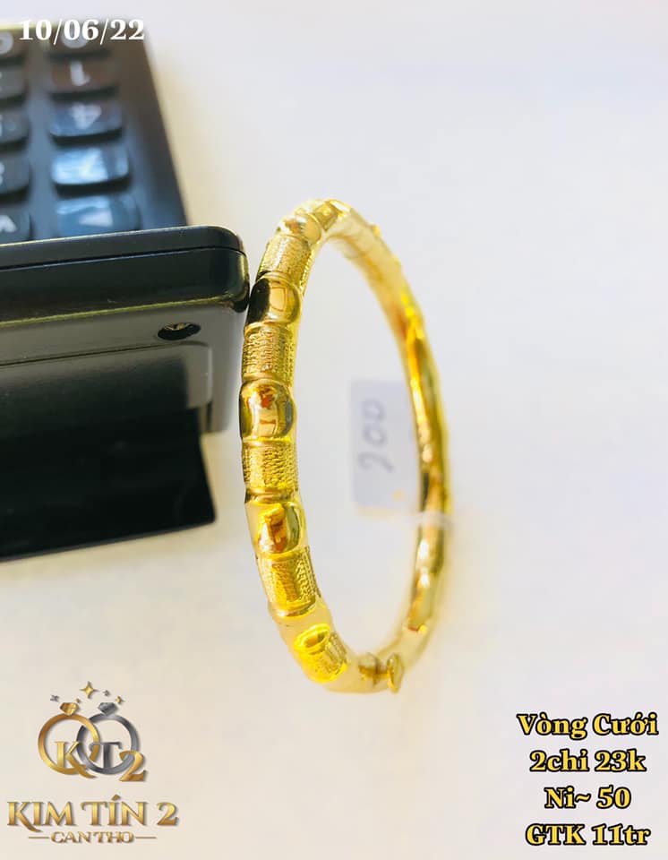 Vòng Kiểu dành cho cô dâu cưới - 2 chỉ- Ni 50 - 11 triệu