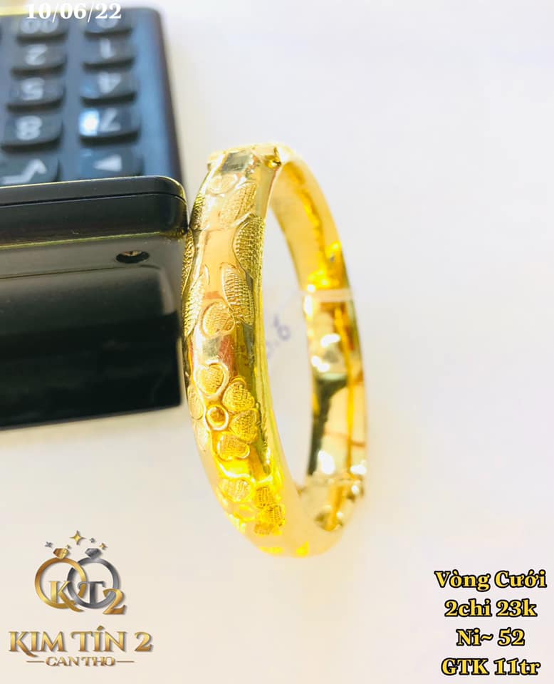 Vòng Kiểu dành cho cô dâu cưới - 2 chỉ- Ni 52 - 11 triệu