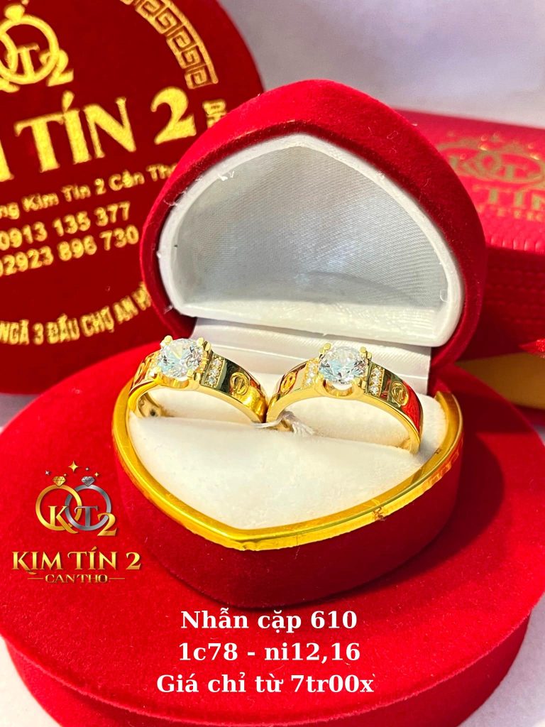 Nhẫn cưới nam vàng trắng 10k đính đá ecz pnj chung Đôi xmxmw000147 | pnj .com.vn