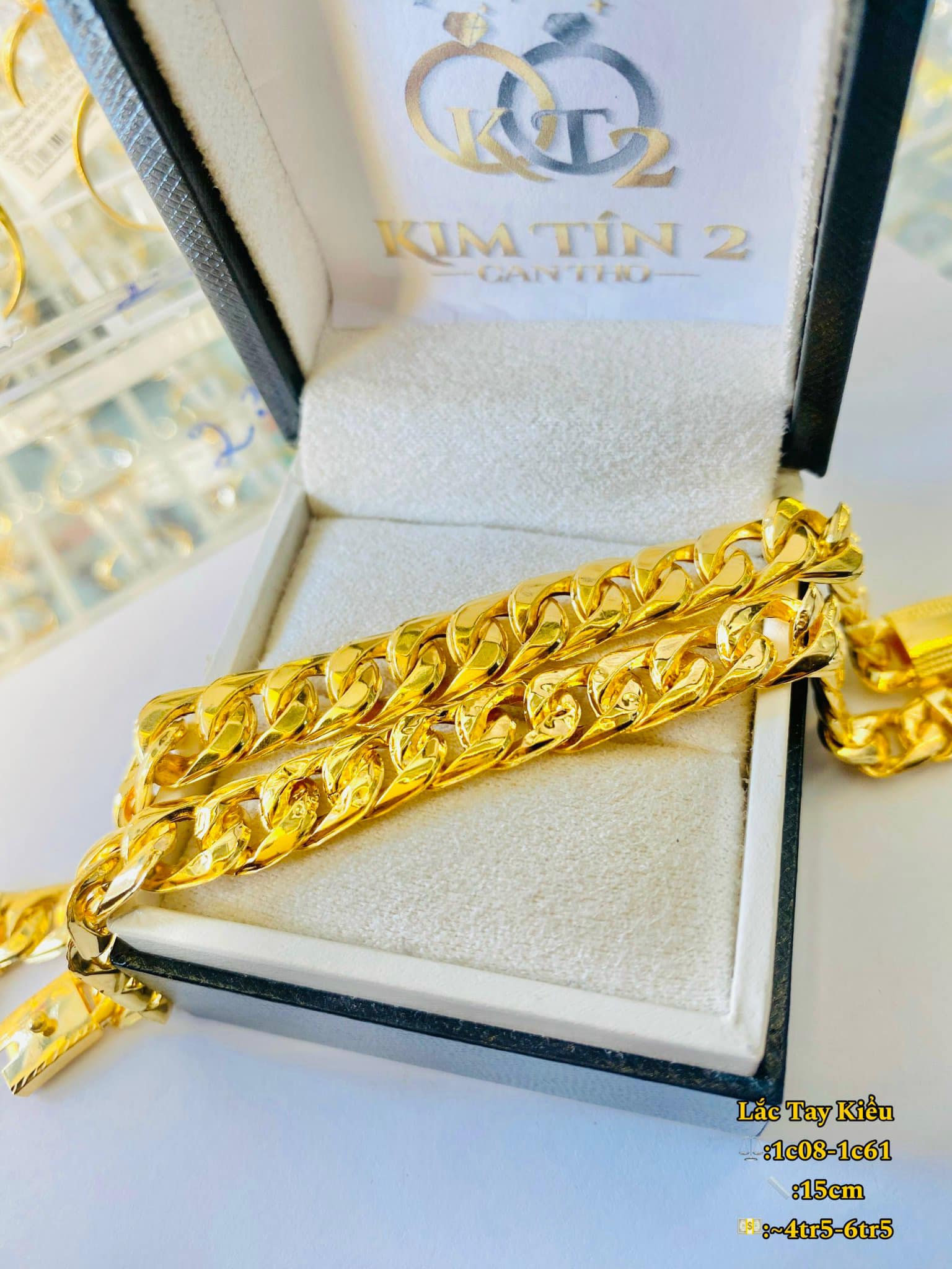 LẮC TAY MẮC XÍCH