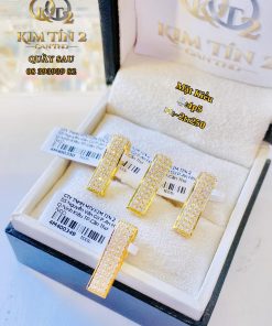 mặt dây chuyền kiểu chữ nhật