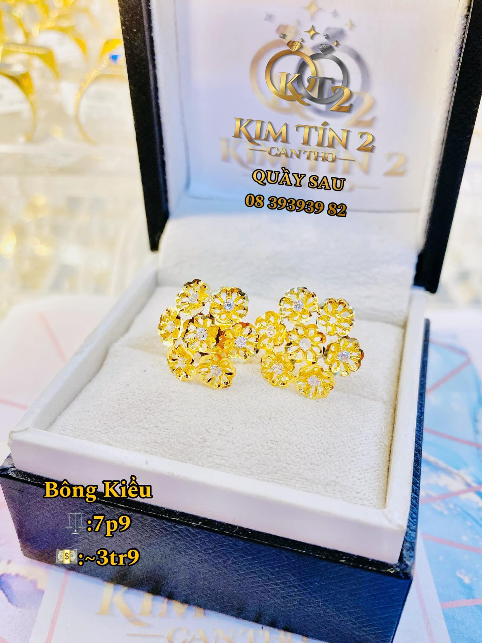 mẫu bông tai kiểu hoa 18k